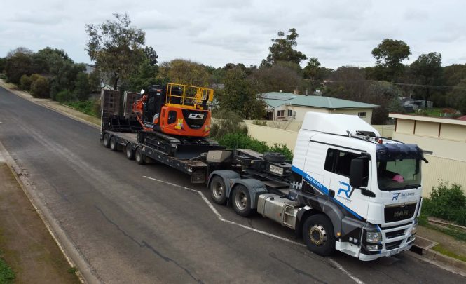 CIVIL & Earth Moving Machinery (13)
