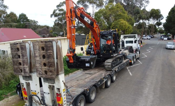 CIVIL & Earth Moving Machinery (8)